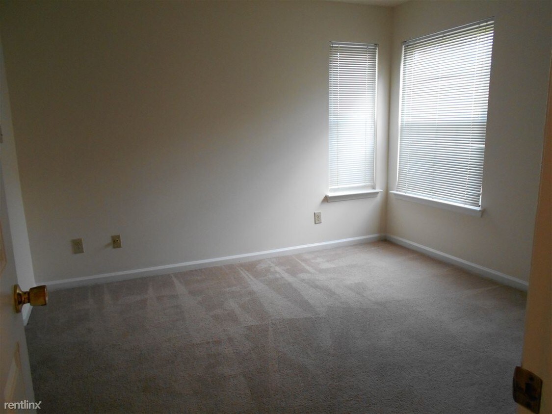 884 Drift Tide Dr, Virginia Beach, VA 23464 Condo for Rent in