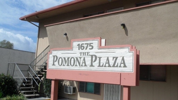 The Pomona Plaza - Berkeley Apartments