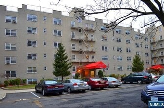 Building Photo - 2205 North St