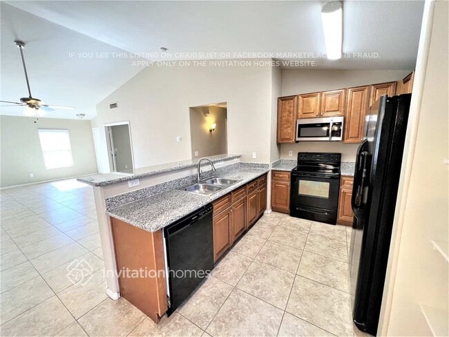 Foto del edificio - 1057 S Wildrose Cir