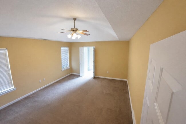 Building Photo - 5428 Gold Leaf Ln