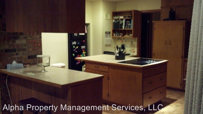 Foto del edificio - 4 br, 2.5 bath House - 505 S Mitchell St