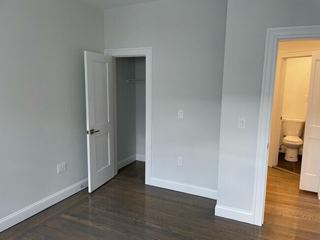 Foto del edificio - 20 Queensberry St