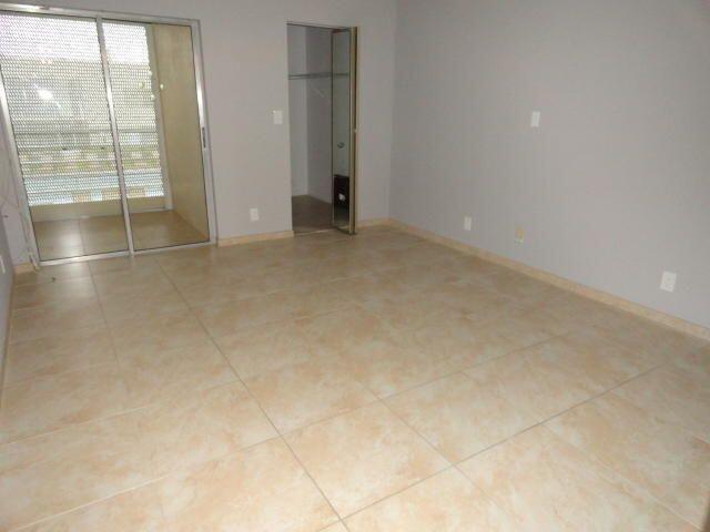 Foto del edificio - 3212 Strawflower Way