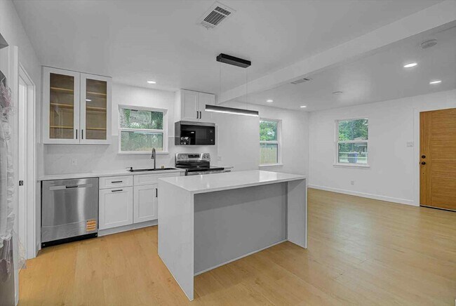 Foto del edificio - 2805 2nd Ave N