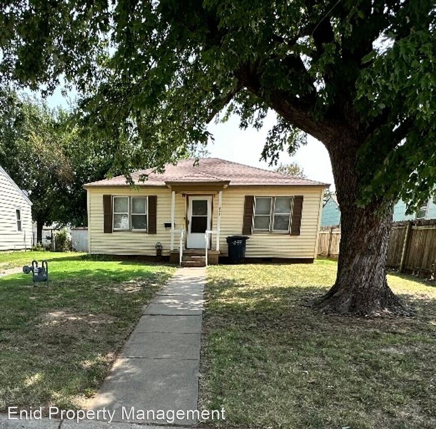 1805 N Adams St, Enid, OK 73701 House Rental in Enid, OK