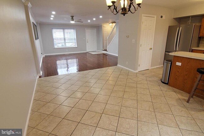 Foto del edificio - 7923 Ridge Ave