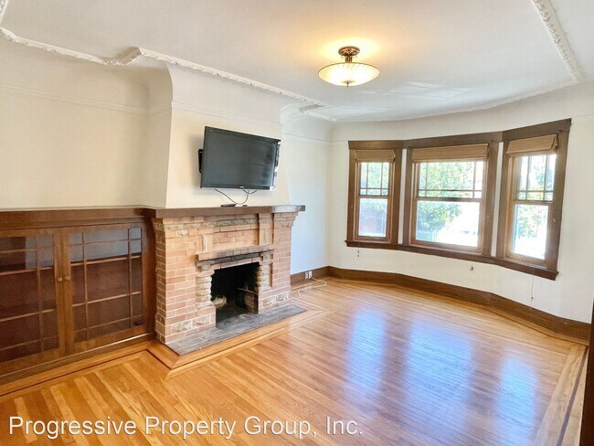 Building Photo - 3 br, 1 bath House - 506 Connecticut Street