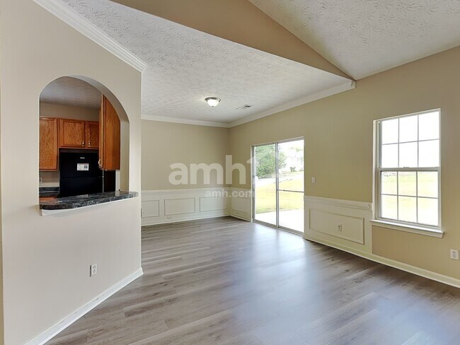 Foto del edificio - 4284 Wood Cove Dr