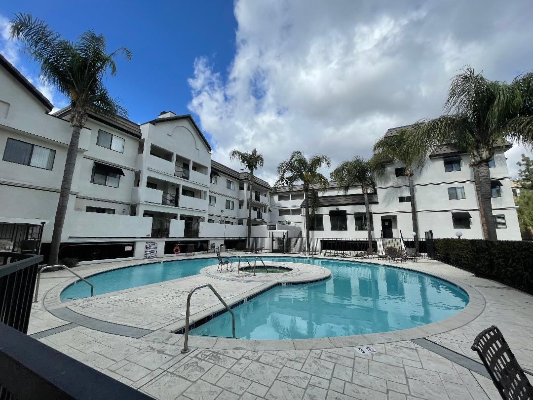 17735 Kinzie St Unit 201, Northridge, CA 91325 Condo for Rent in