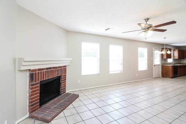 Building Photo - 8737 Hunters Point Way