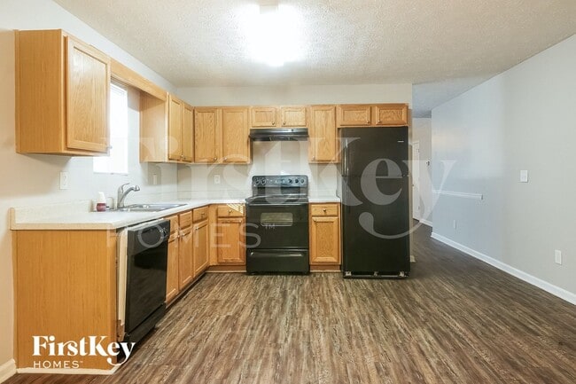 Building Photo - 10968 Big Sky Dr