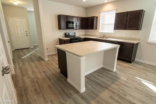 Building Photo - 3 br, 2.5 bath House - 16930 Cory Cornell Ln
