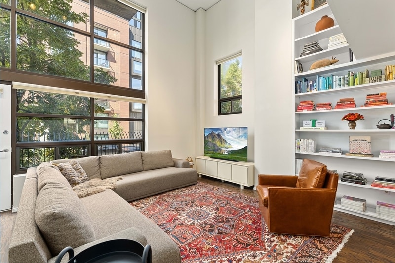 Foto principal - 930 Acoma St