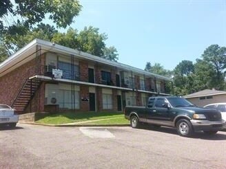 Foto del edificio - Cypress Garden Apartments