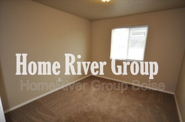 Building Photo - 2980 W Acarrera Ln