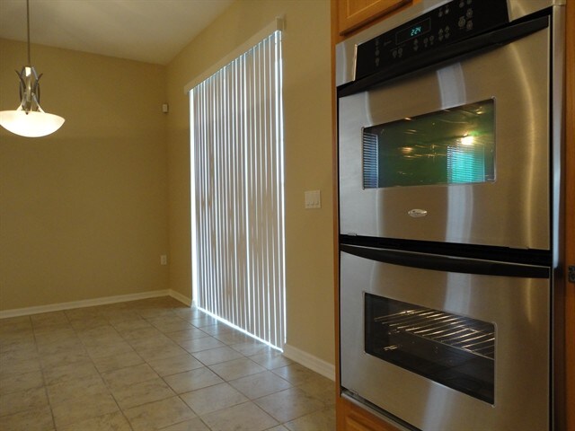 Foto del edificio - 11112 Silver Fern Way