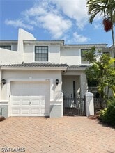 Building Photo - 15582 Summit Pl Cir