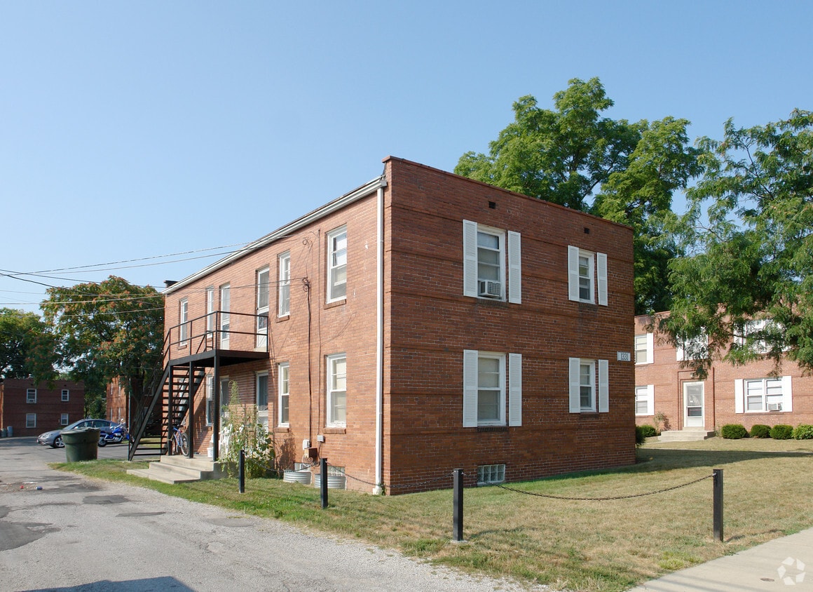 Primary Photo - 1331 Ida Ave