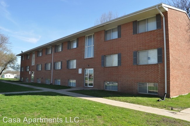 Building Photo - 2102 Clarkview Dr