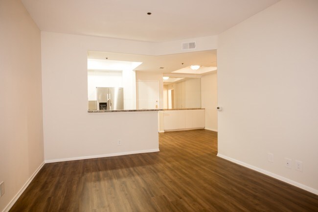 Foto del edificio - 740 S Burnside Ave