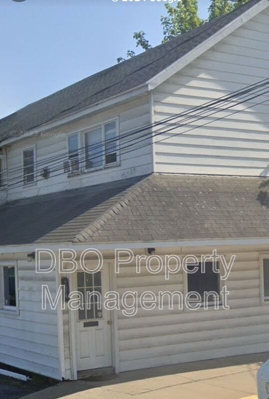 Building Photo - 734 Hudson Avenue - 4