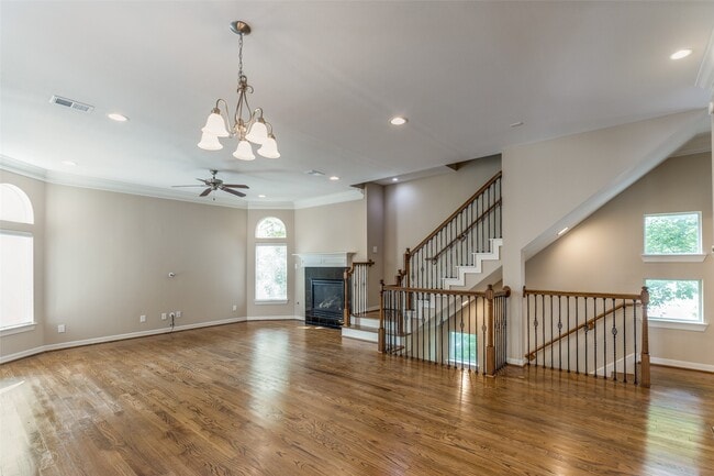 Building Photo - 5305 Egbert St