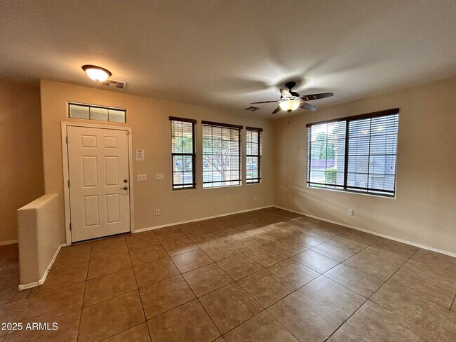 Foto del edificio - 2794 S Anderson Ln