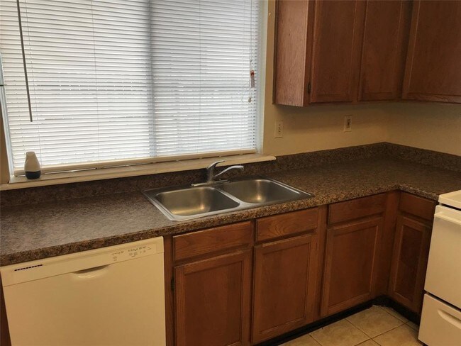 Foto del edificio - 2702 Quarry Hill Rd