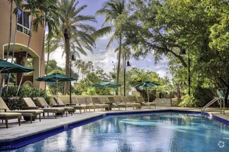 Building Photo - 2951 S Bayshore Dr