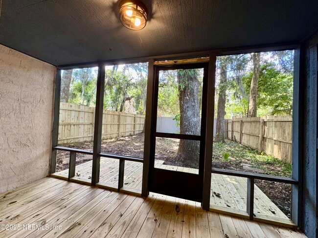 Building Photo - 2964 Songbird Dr