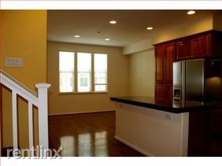 Building Photo - 4444 Billings Cir