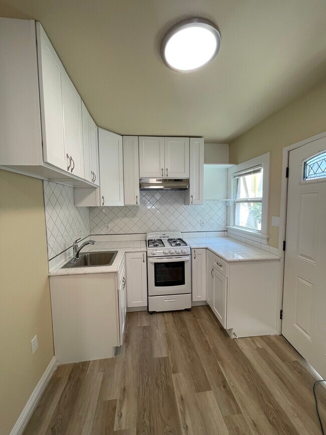 Foto del edificio - 1716 Orchard Ave