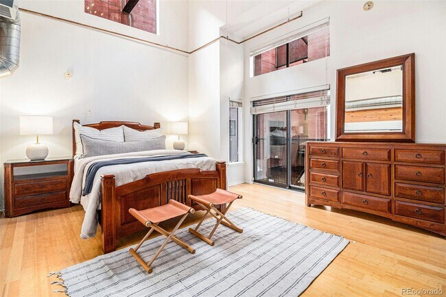 Foto del edificio - 3225 Blake St