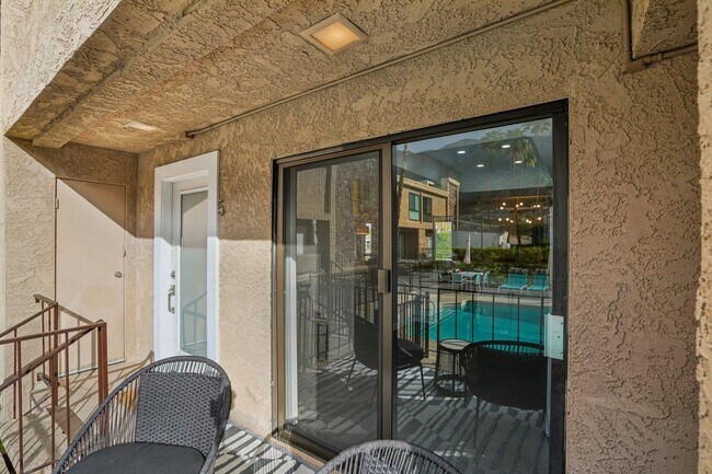 Foto del edificio - 2727 S Sierra Madre