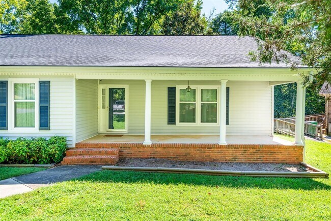 Building Photo - 9120 Joyce Kilmer Dr