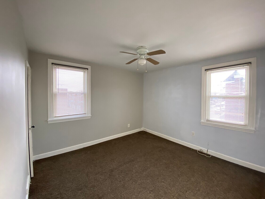 4444 Loring St Unit 2fl, Philadelphia, PA 19136 Apartments in