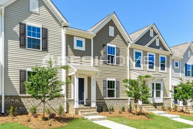 Building Photo - 8348 Waxhaw Hwy