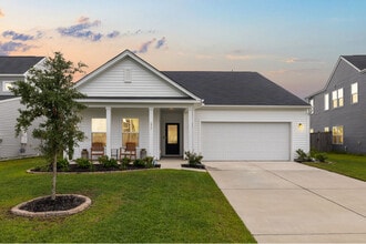 Building Photo - 277 Lucca Dr