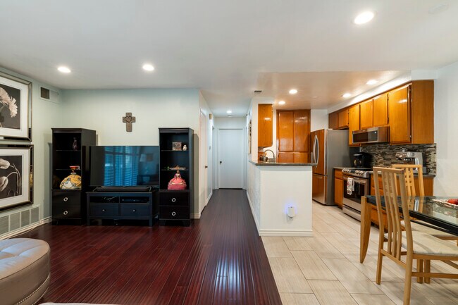 Foto del edificio - 3863 Thorncroft Ln