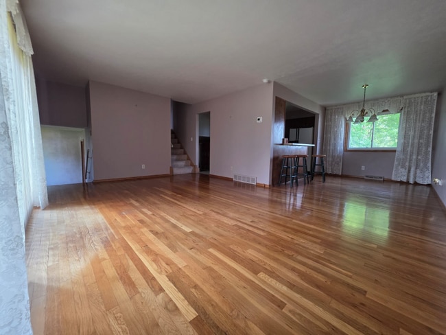 Building Photo - 2908 Bowmen Ln