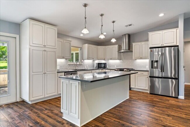 Foto del edificio - 4809 Roundup Trail