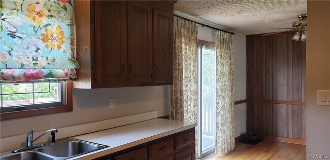 Foto del edificio - 804 N 31st St