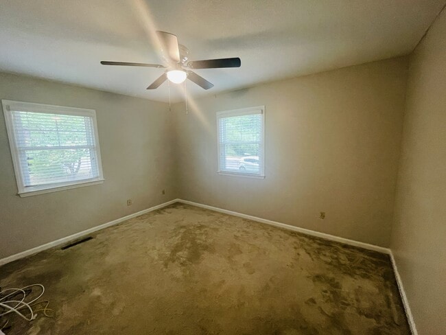 Building Photo - 5301 Yardley Terrace