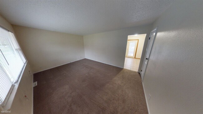 Foto del edificio - 5 br, 2 bath House - 1806 N Washington St