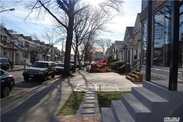 Building Photo - 107-30 89th St