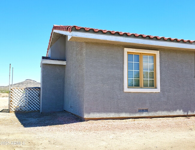 Building Photo - 69762 Old Bell Rd