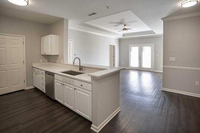 Newly Renovation Kitchen - Apartments at Glenmoore