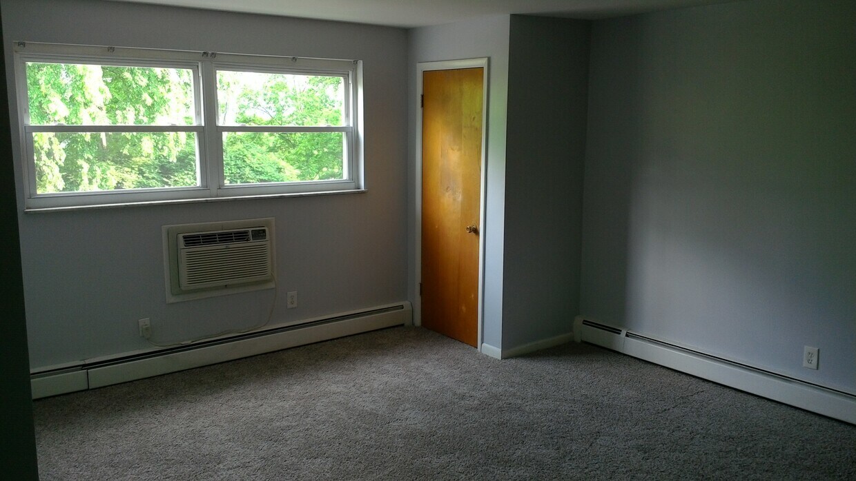 919 Mohawk Trail Unit 10, Milford, OH 45150 Apartments in Milford, OH