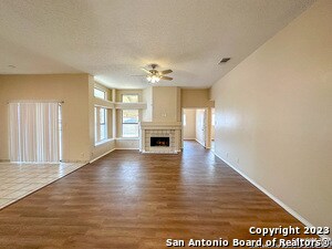 Foto del edificio - 10374 Rustic Village